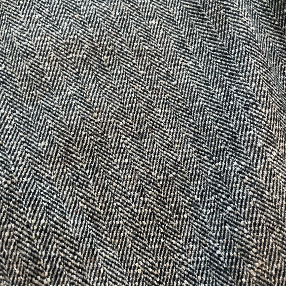 Herring bone. Wool pants, silk lined very comfy - Picture 4 of 4